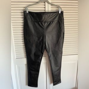 Kendall and Kylie leather leggings